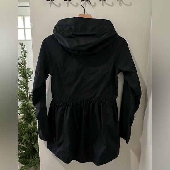 Lululemon peplum raincoat - Picture 3 of 5